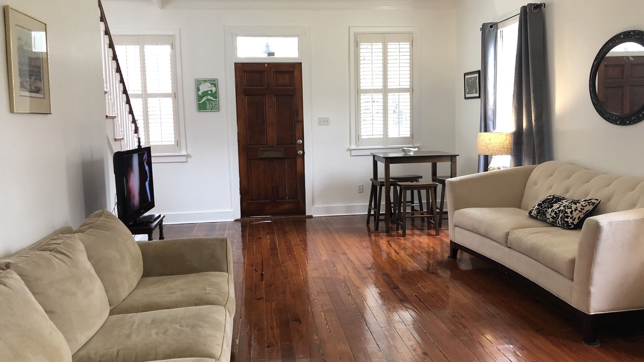 Photo of Livingroom in Central Business District