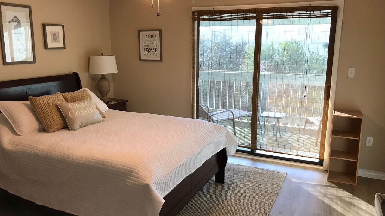 Photo of Bedroom in Navarre Beach