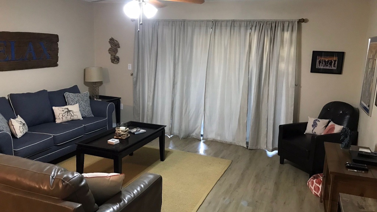 Photo of Livingroom in Navarre Beach