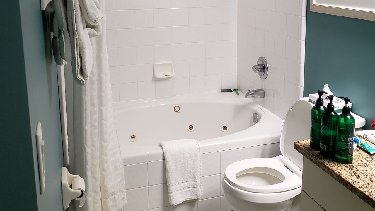 Photo of Bathroom in Ormond Beach