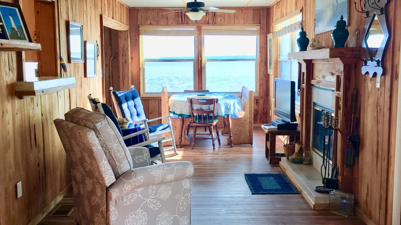 Photo of Livingroom in Ochlockonee Bay