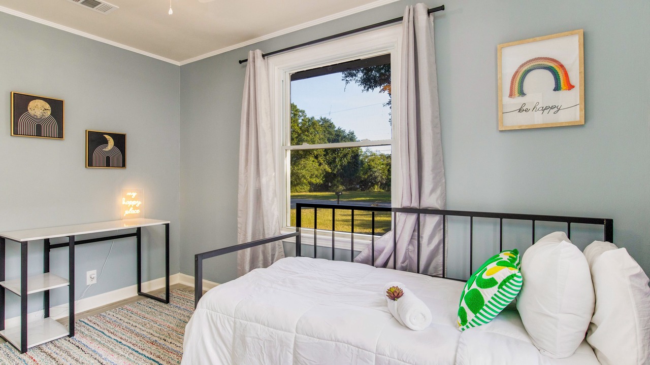 Photo of Bedroom in Pensacola