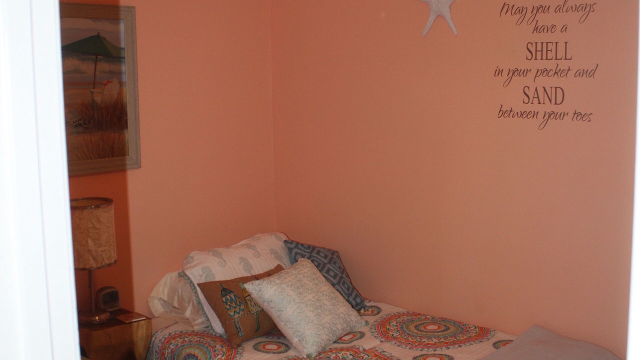 Photo of Bedroom in Crescent Beach