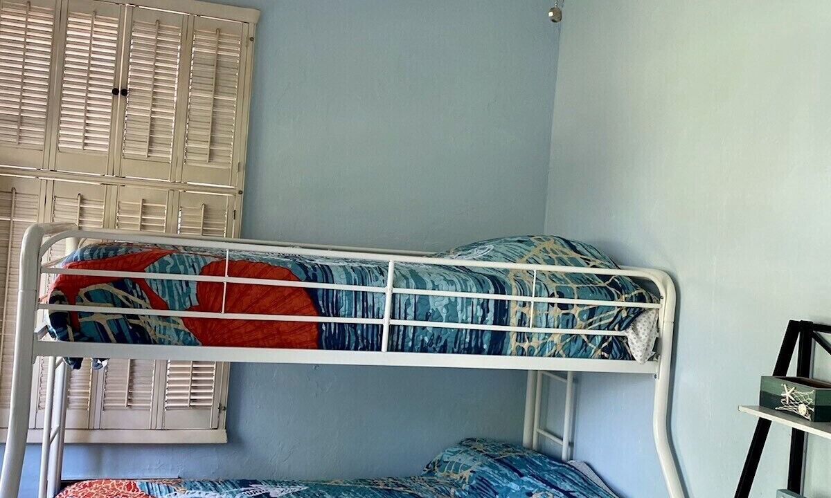 Photo of Bedroom in Surfside