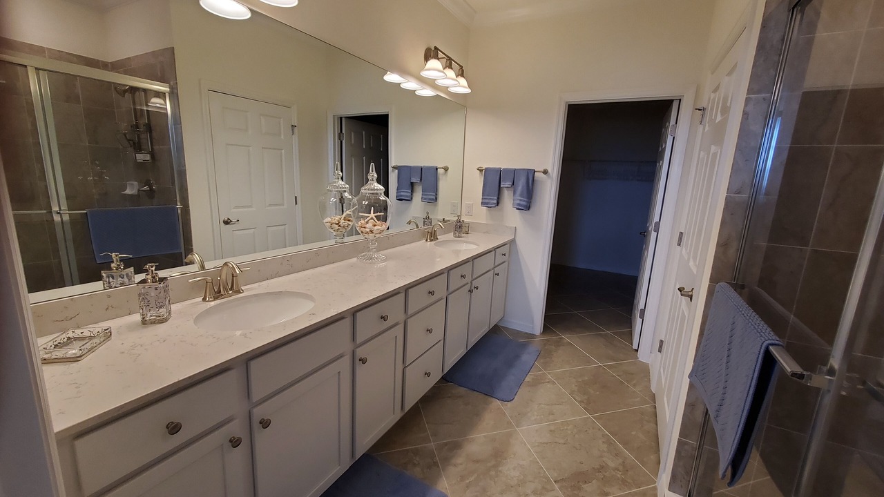 Photo of Bathroom in Arborwood