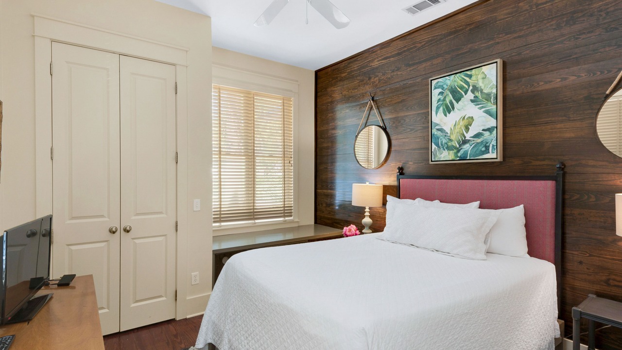 Photo of Bedroom in Sunnyside