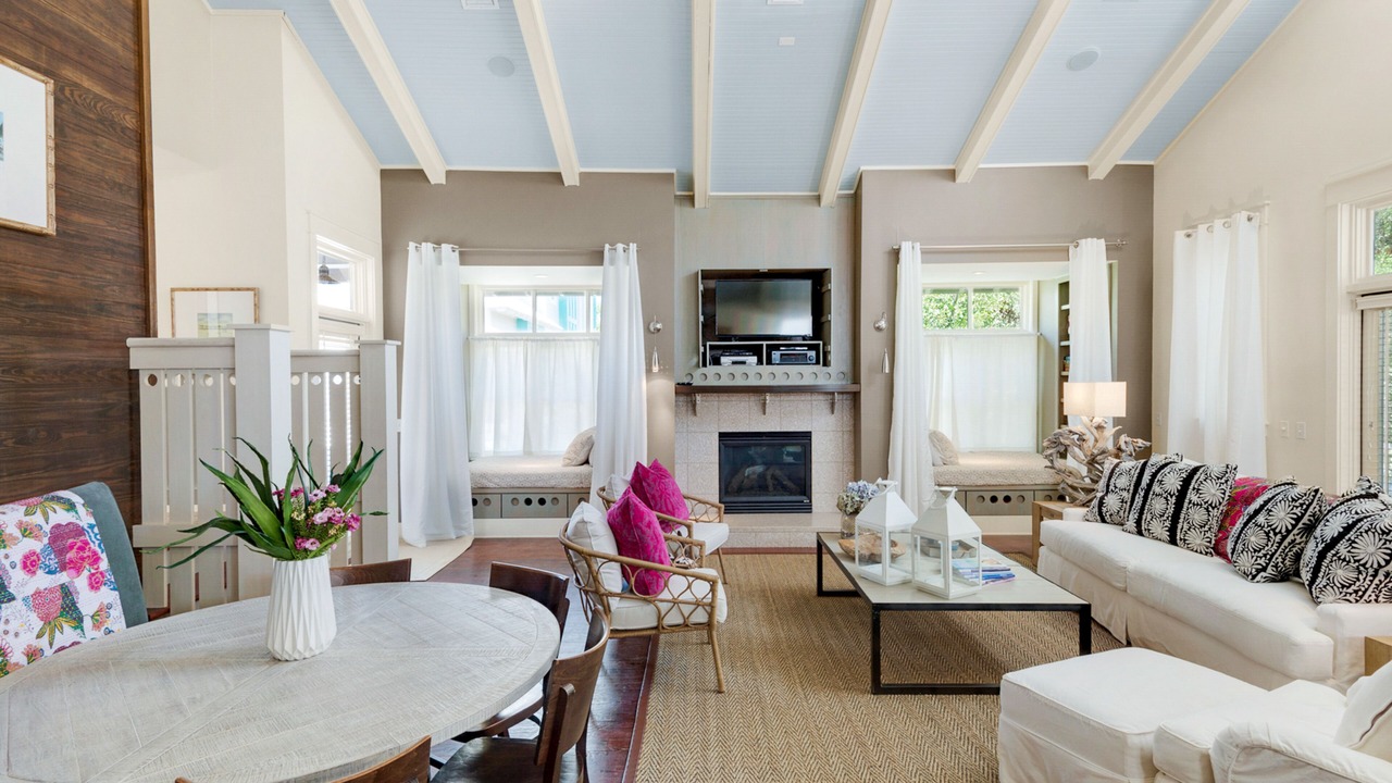 Photo of Livingroom in Sunnyside