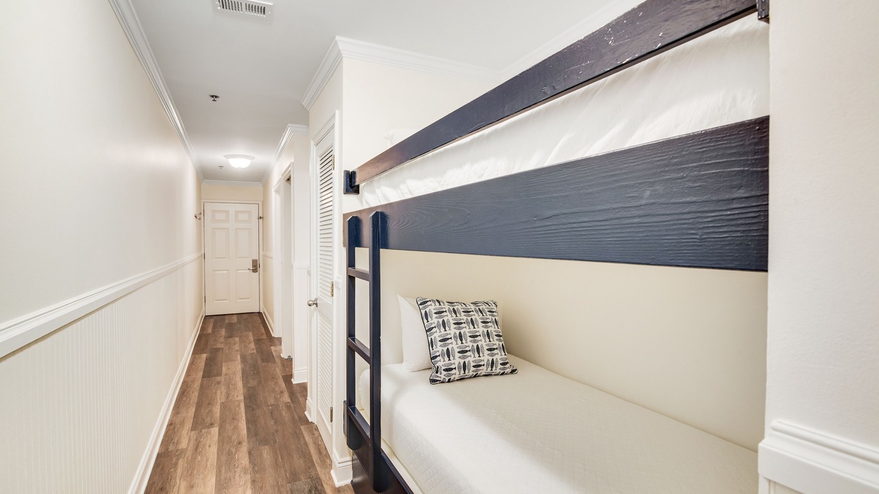 Photo of Bedroom in Gulf Place