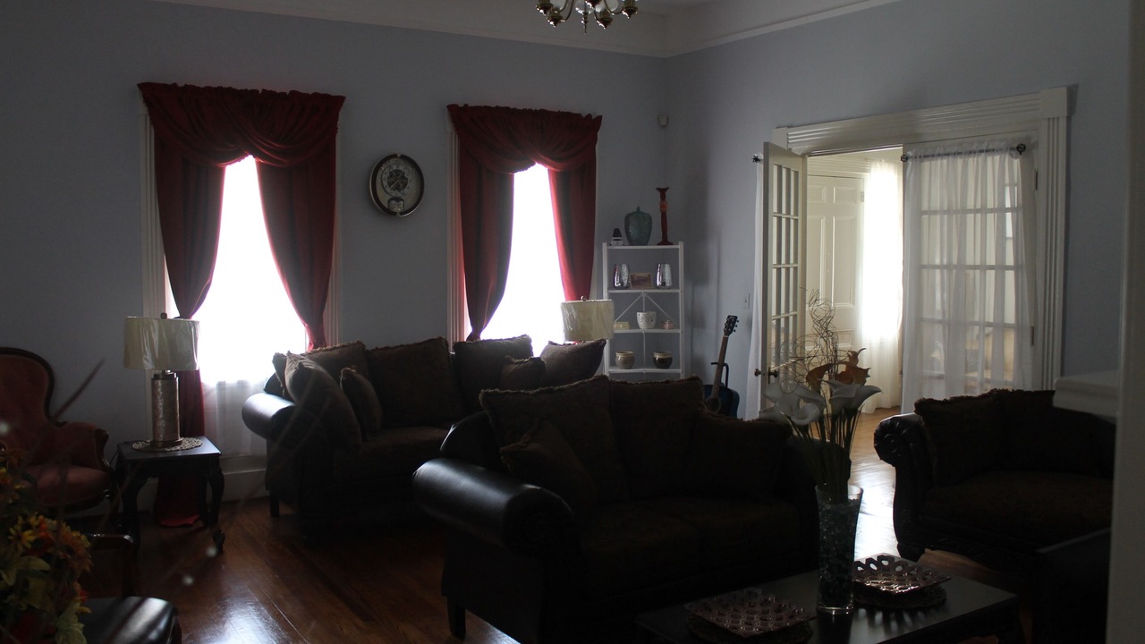 Photo of Livingroom in Monticello