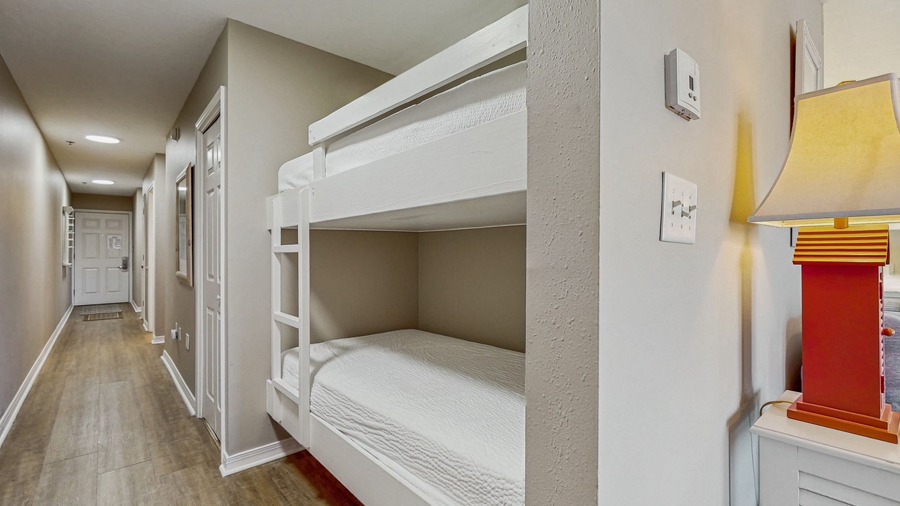 Photo of Bedroom in Gulf Place