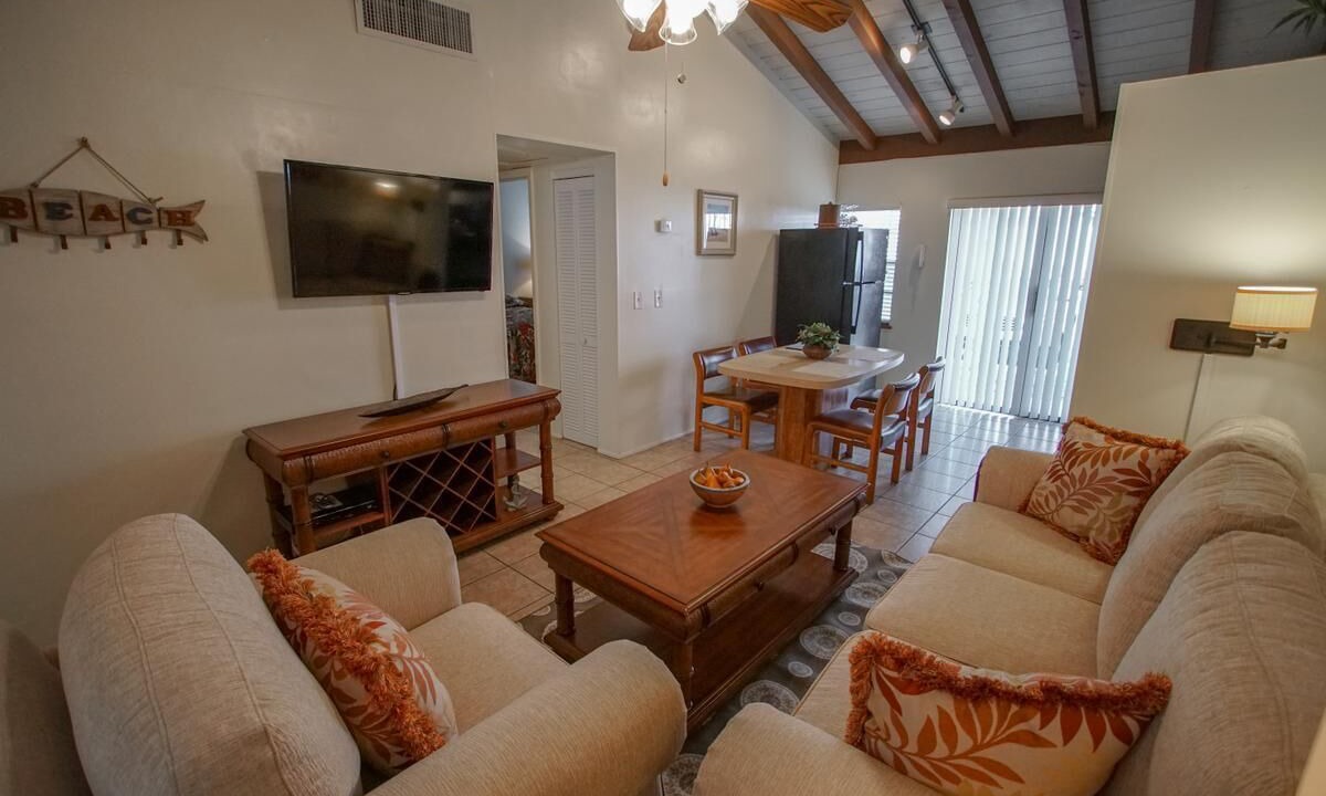 Photo of Livingroom in Palm Beach Shores