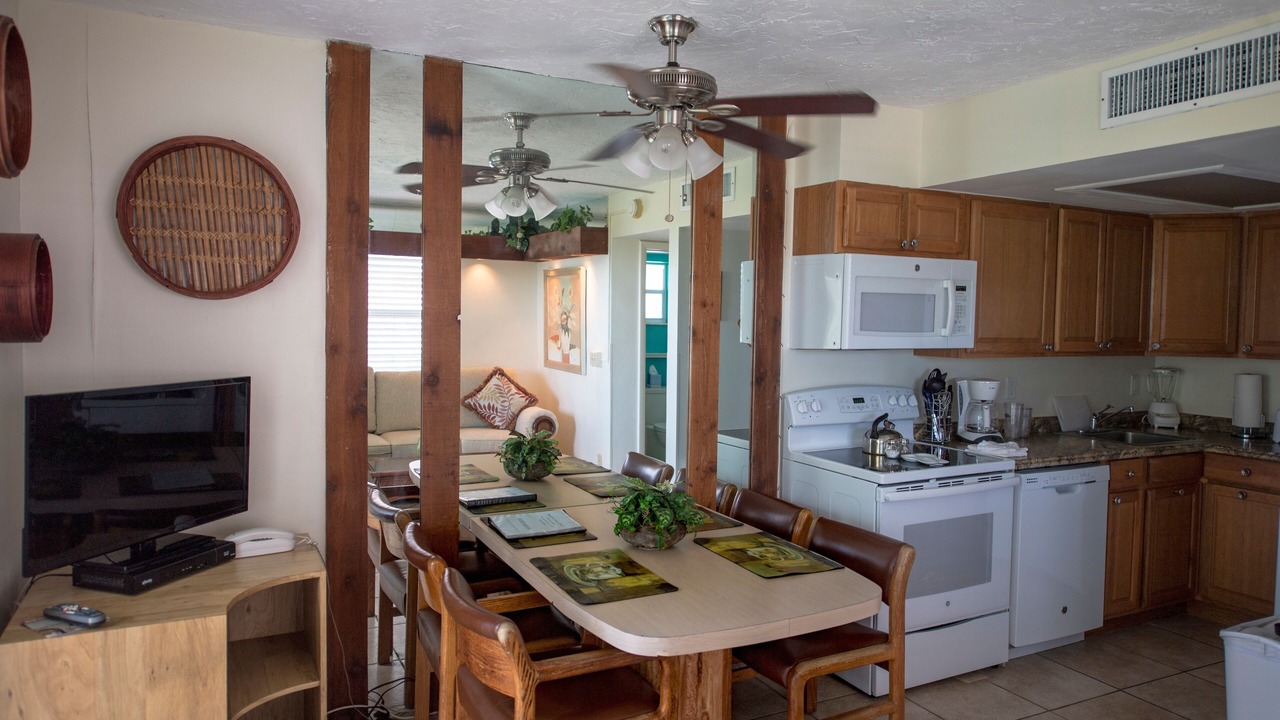 Photo of Livingroom in Palm Beach Shores