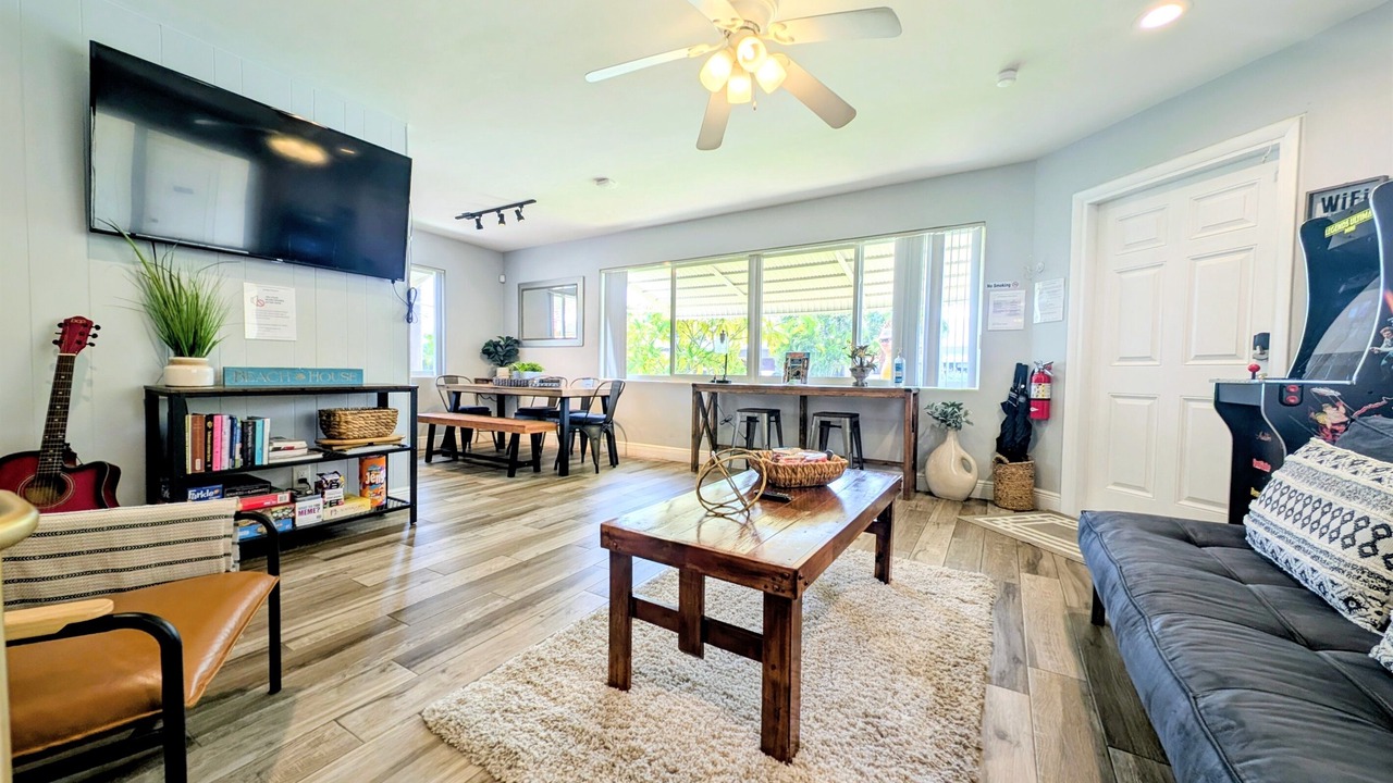 Photo of Livingroom in Lake Worth