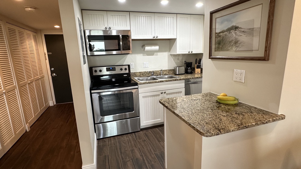 Photo of Kitchen in Vanderbilt Beach