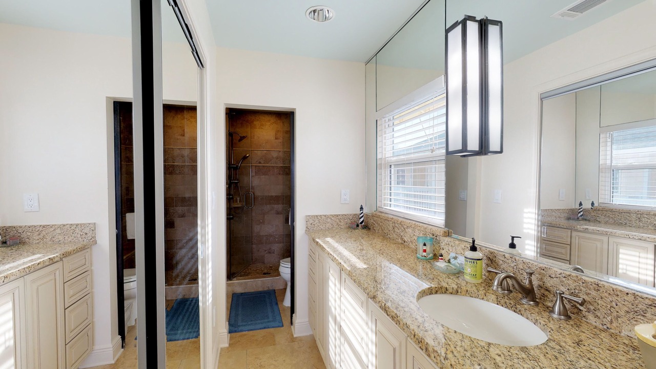 Photo of Bathroom in Holiday Isle