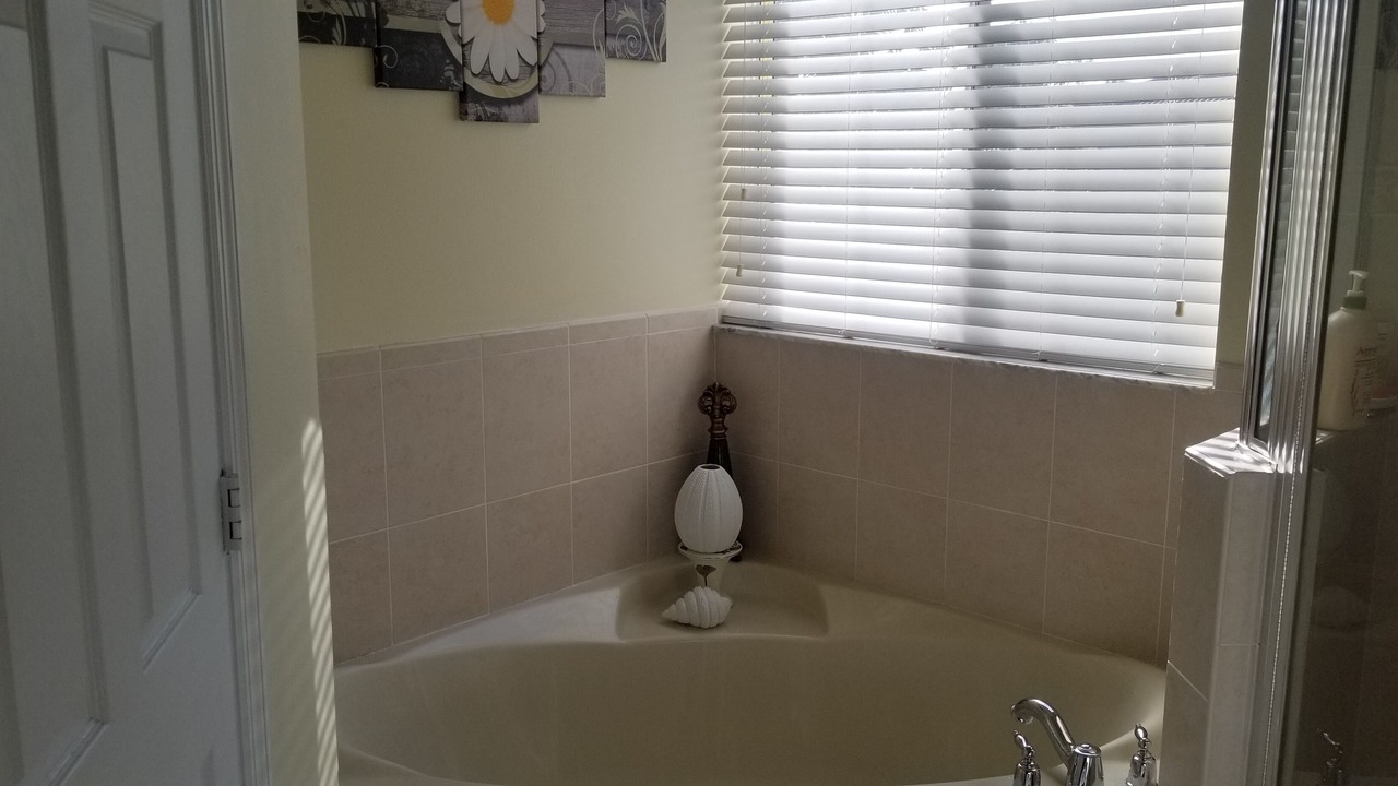 Photo of Bathroom in Cutler Bay