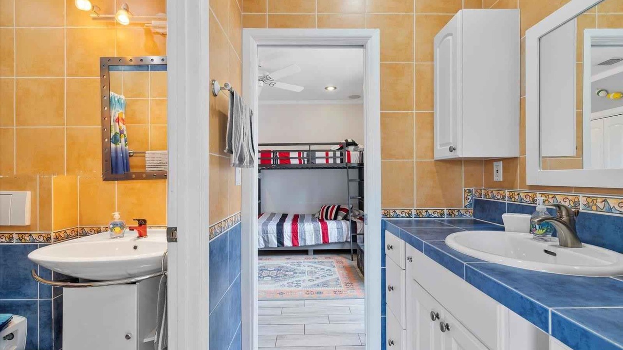 Photo of Bathroom in Cypress Point