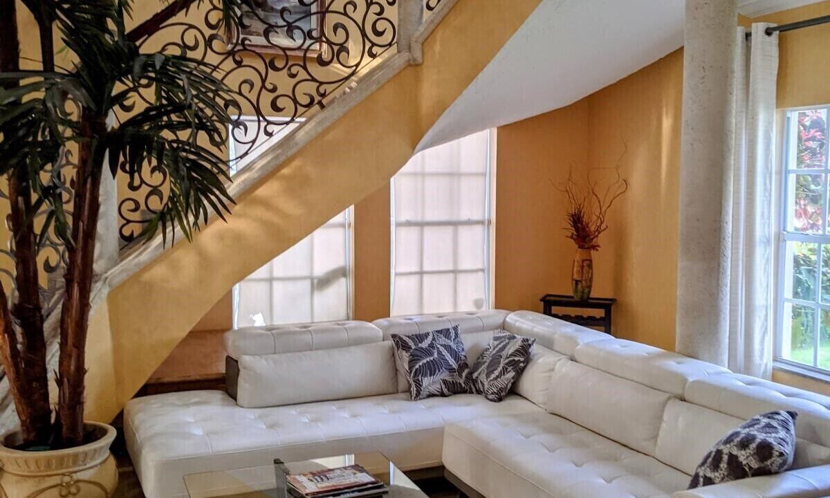 Photo of Livingroom in Cypress Point