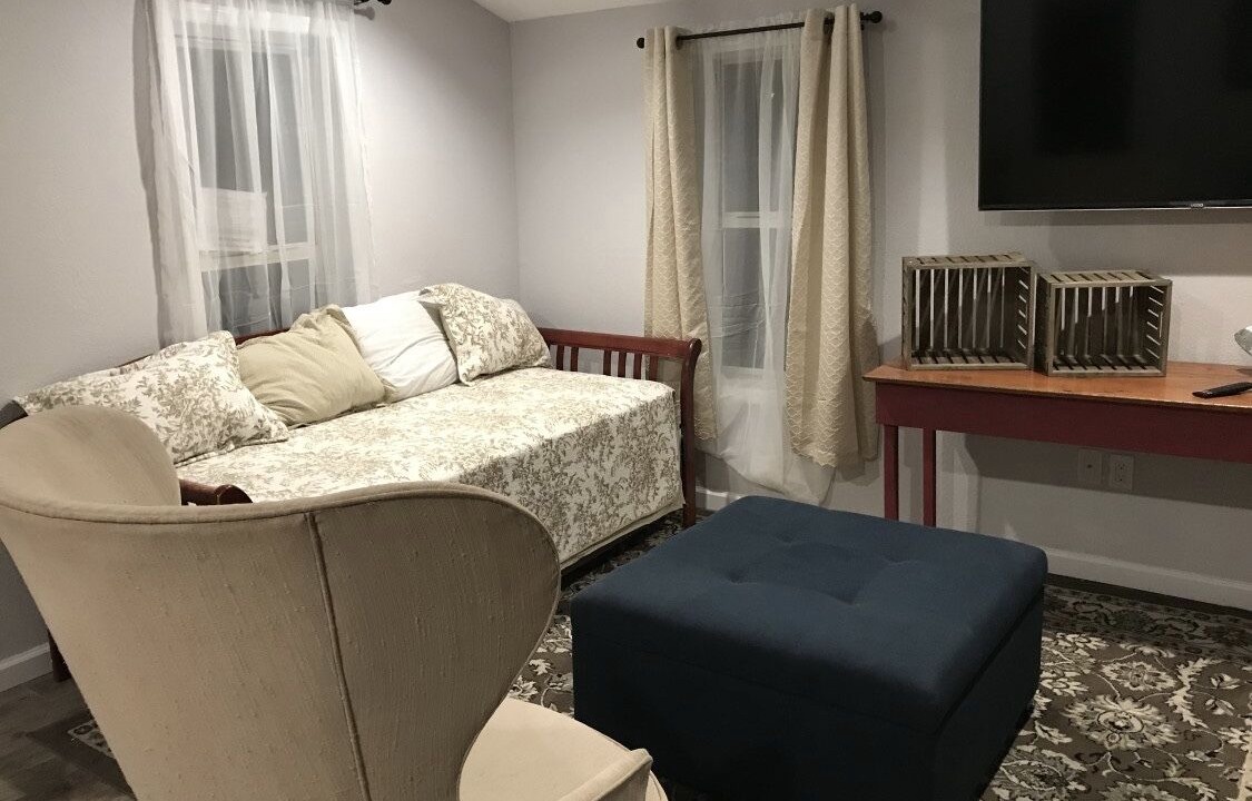 Photo of Livingroom in Historic Downtown Apalachicola
