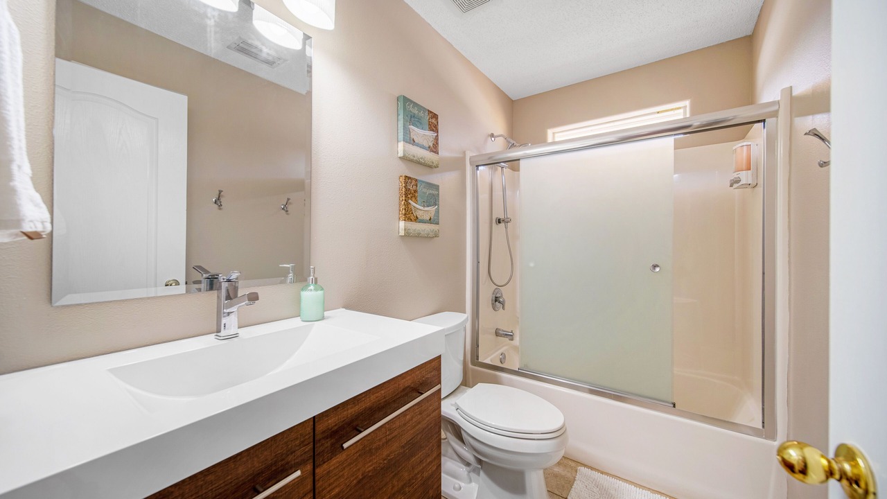 Photo of Bedroom in Florida Panhandle