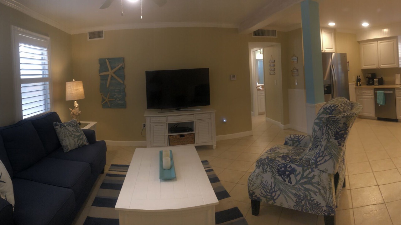 Photo of Livingroom in Englewood