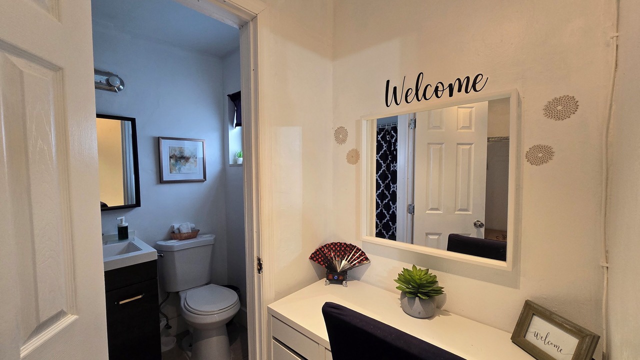 Photo of Bathroom in Royal Poinciana