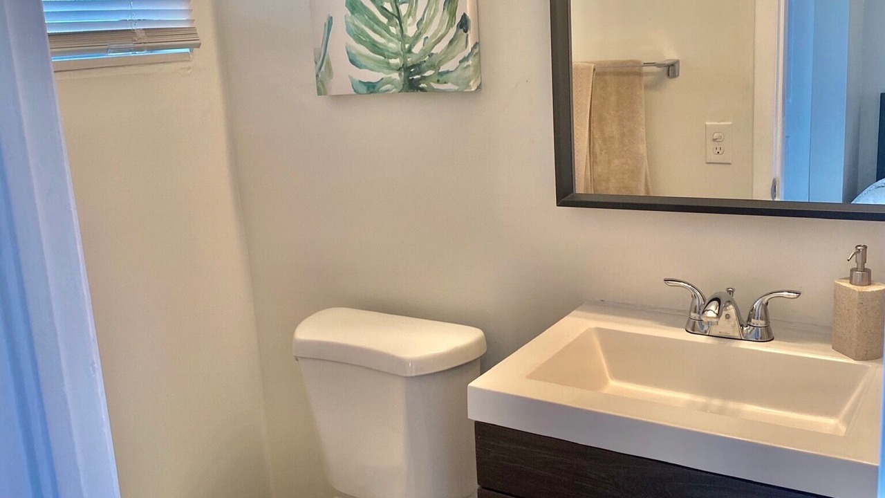 Photo of Bathroom in Royal Poinciana