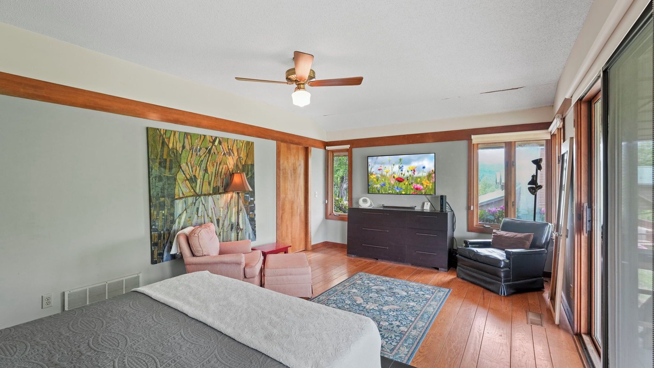 Photo of Bedroom in Rabun Gap