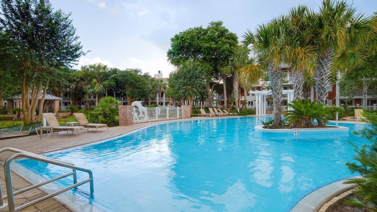 Photo of Outdoor in Baytowne Wharf