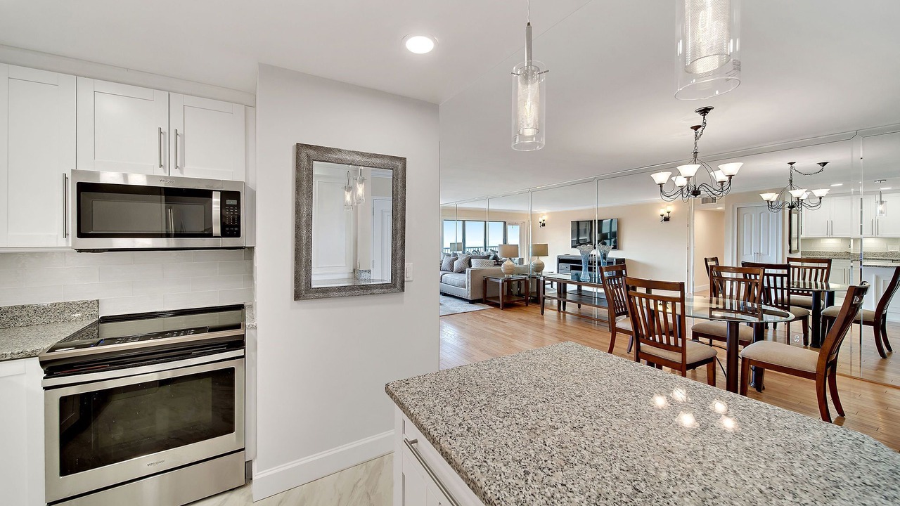 Photo of Kitchen in Lauderdale-by-the-Sea