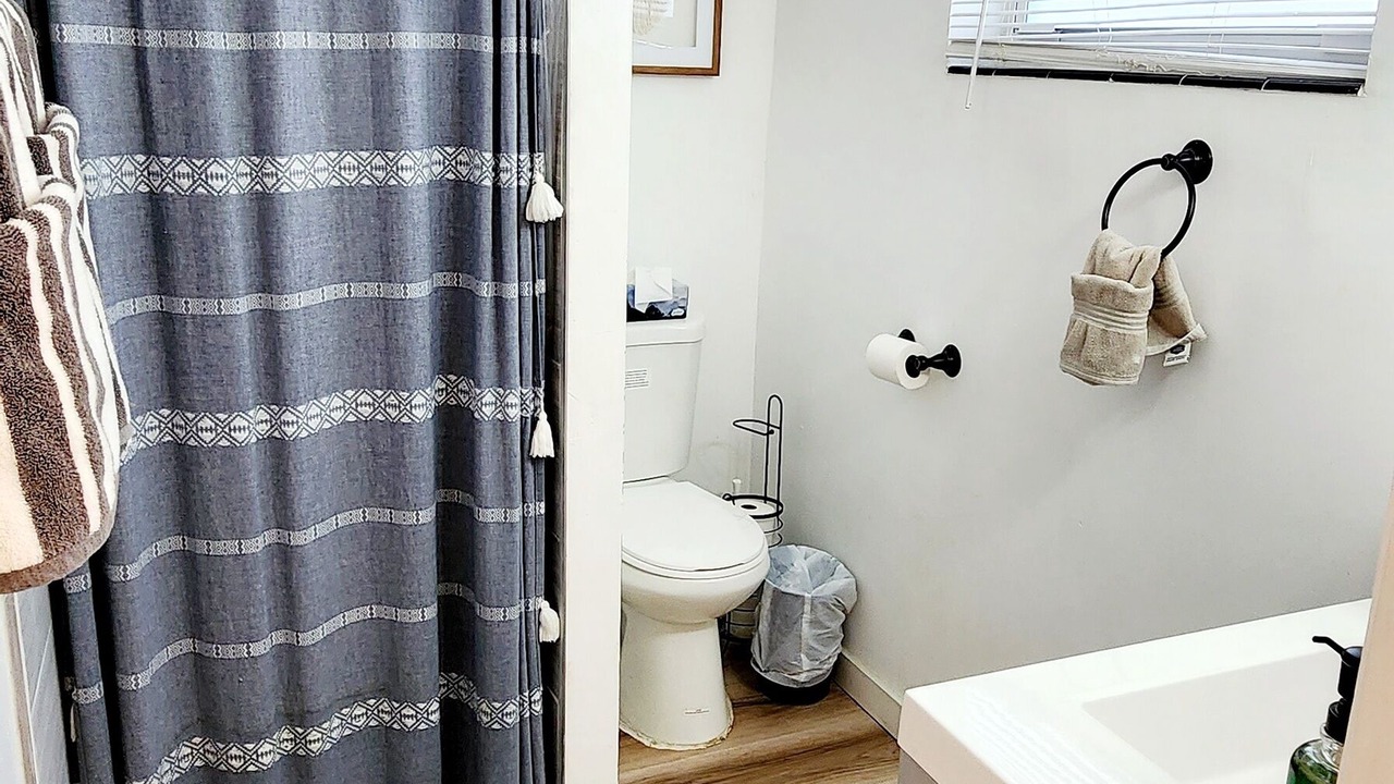 Photo of Bathroom in Royal Poinciana