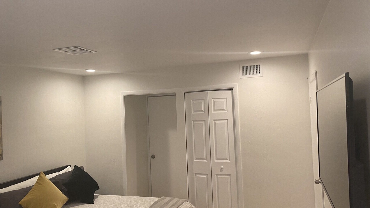 Photo of Bedroom in Royal Poinciana