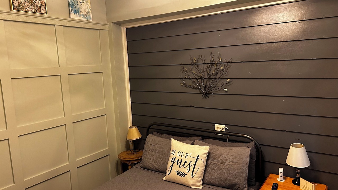 Photo of Bedroom in Historic District
