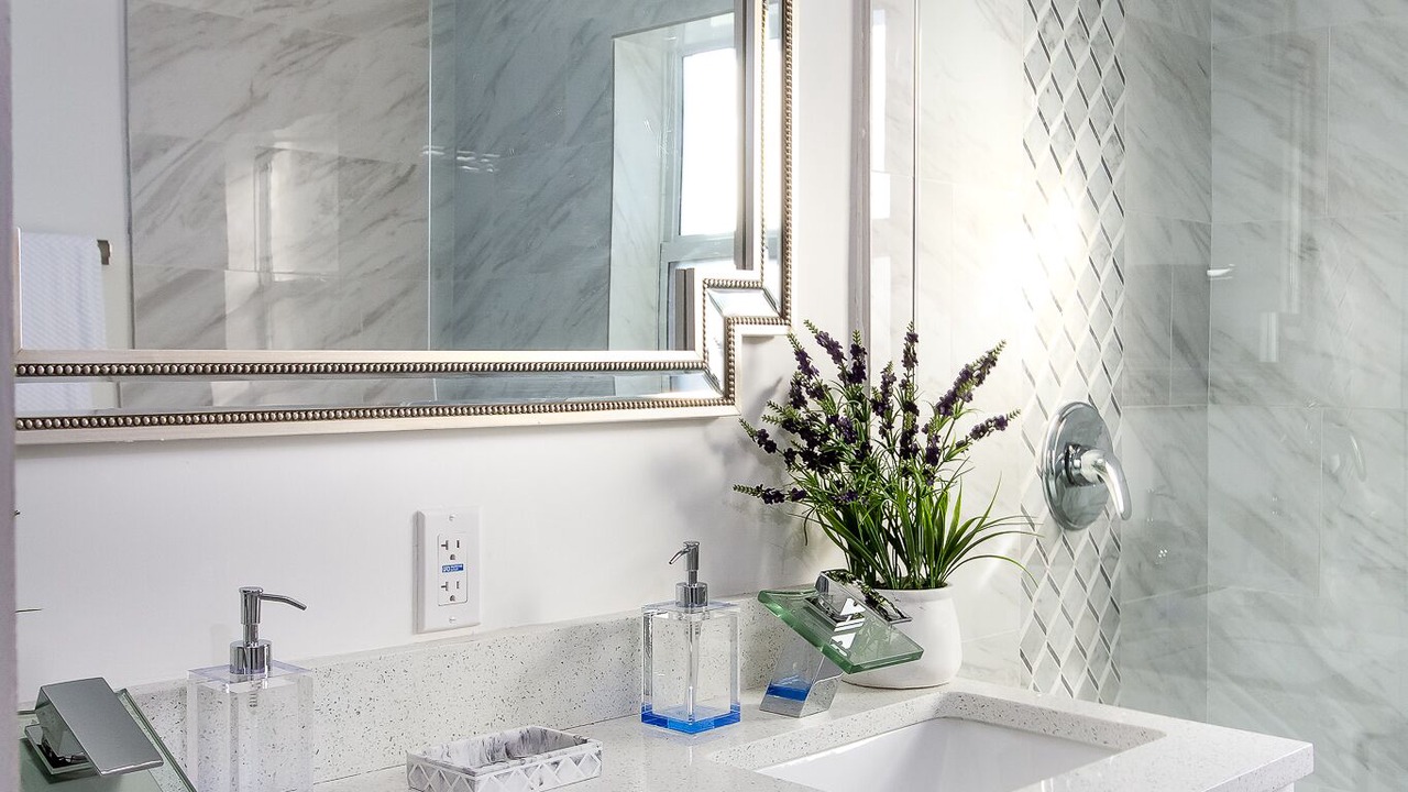 Photo of Bathroom in Royal Poinciana