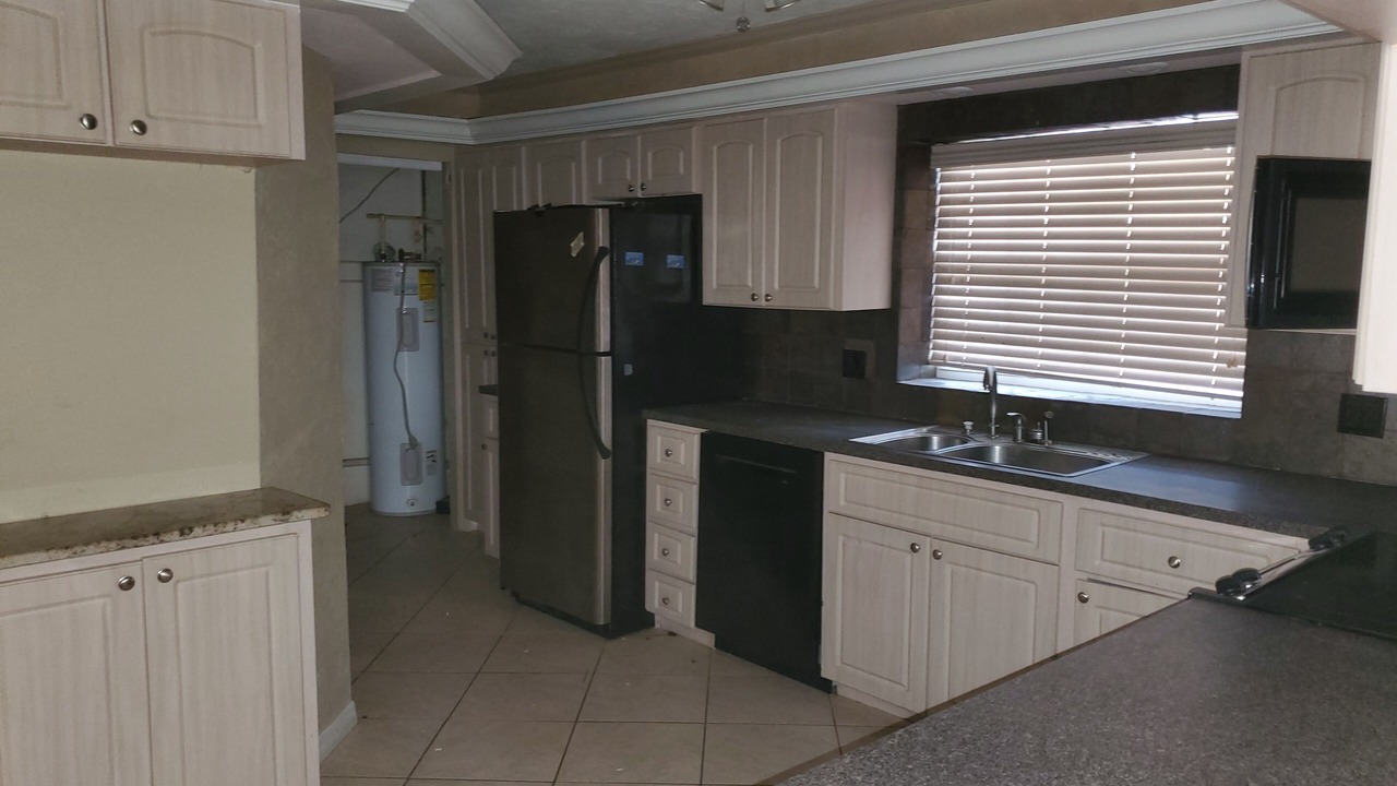 Photo of Kitchen in Cypress Lake
