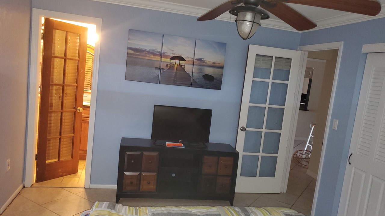 Photo of Bedroom in Cypress Lake