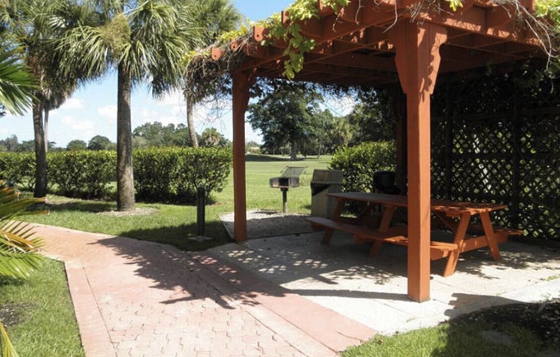 Photo of Outdoor in Weston