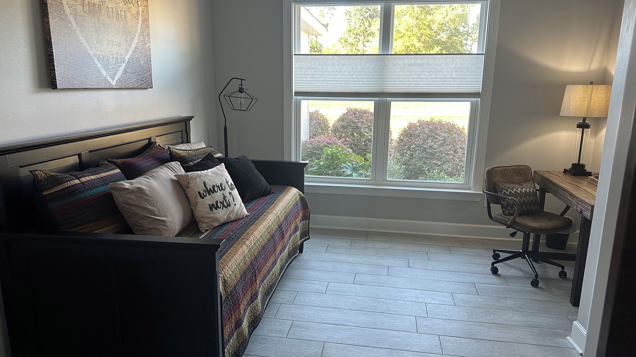 Photo of Livingroom in Crawfordville