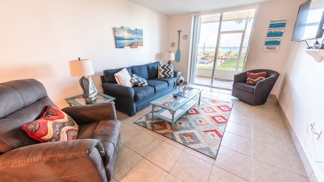 Photo of Livingroom in Indian Harbour Beach