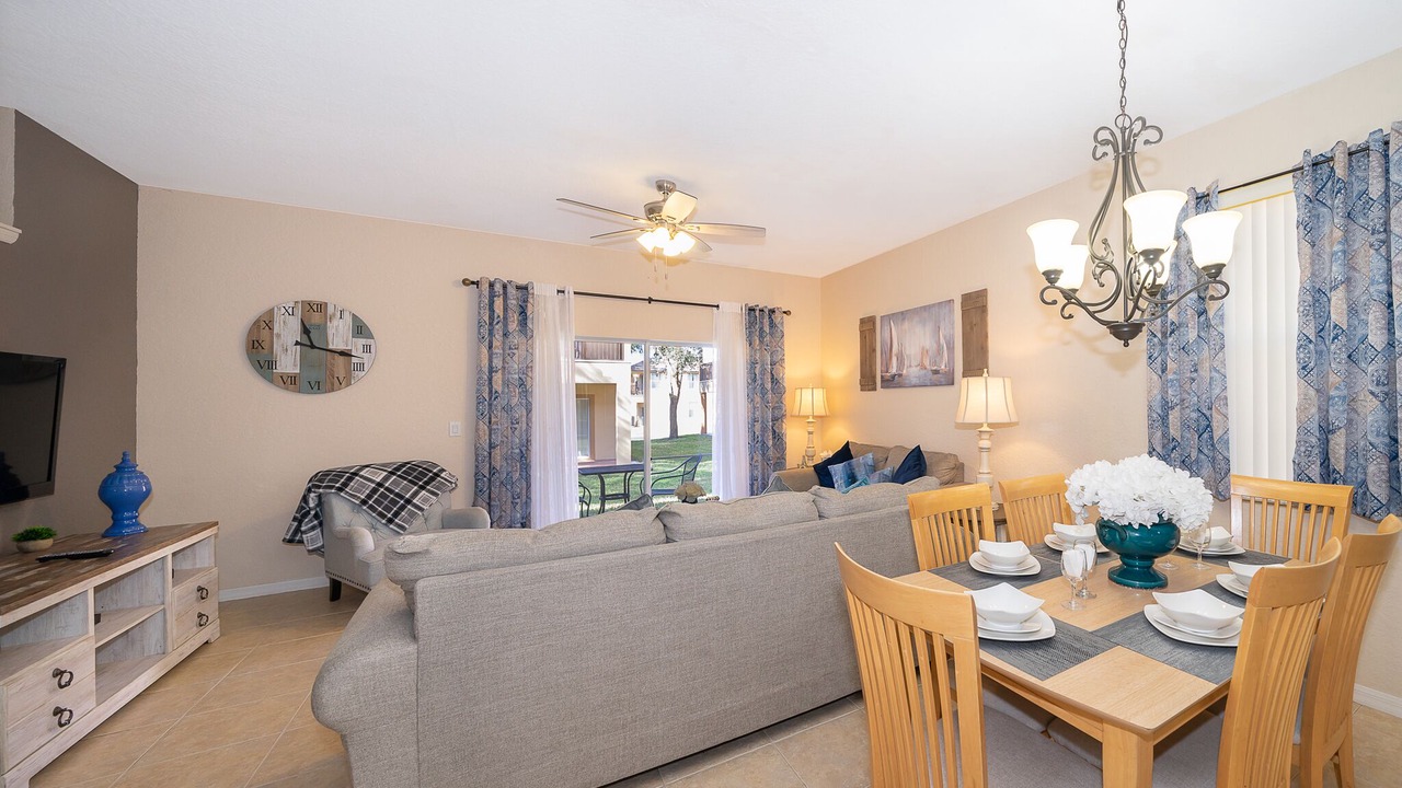 Photo of Livingroom in Regal Palms