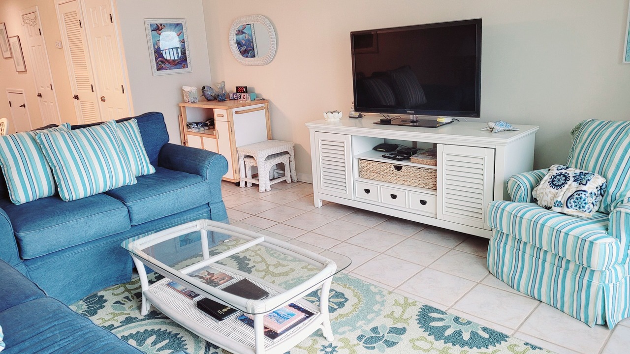 Photo of Livingroom in Crescent Beach