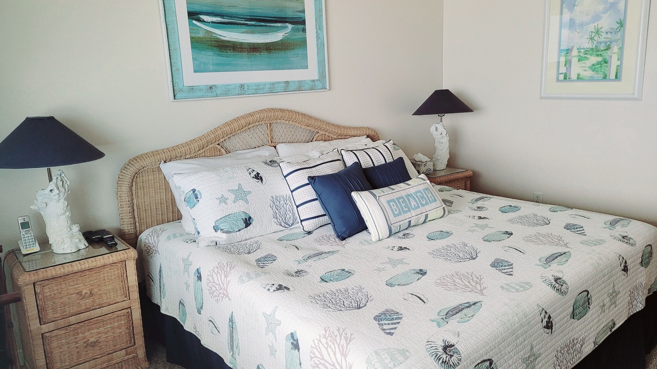 Photo of Bedroom in Crescent Beach