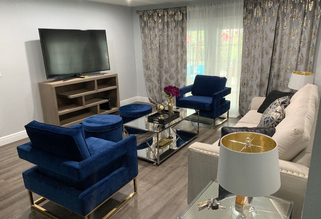 Photo of Livingroom in Oldsmar