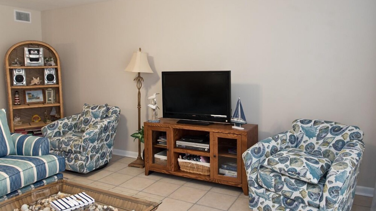 Photo of Livingroom in Crescent Beach