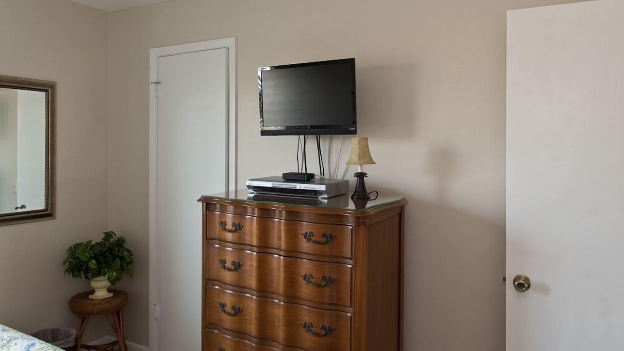 Photo of Bedroom in Crescent Beach
