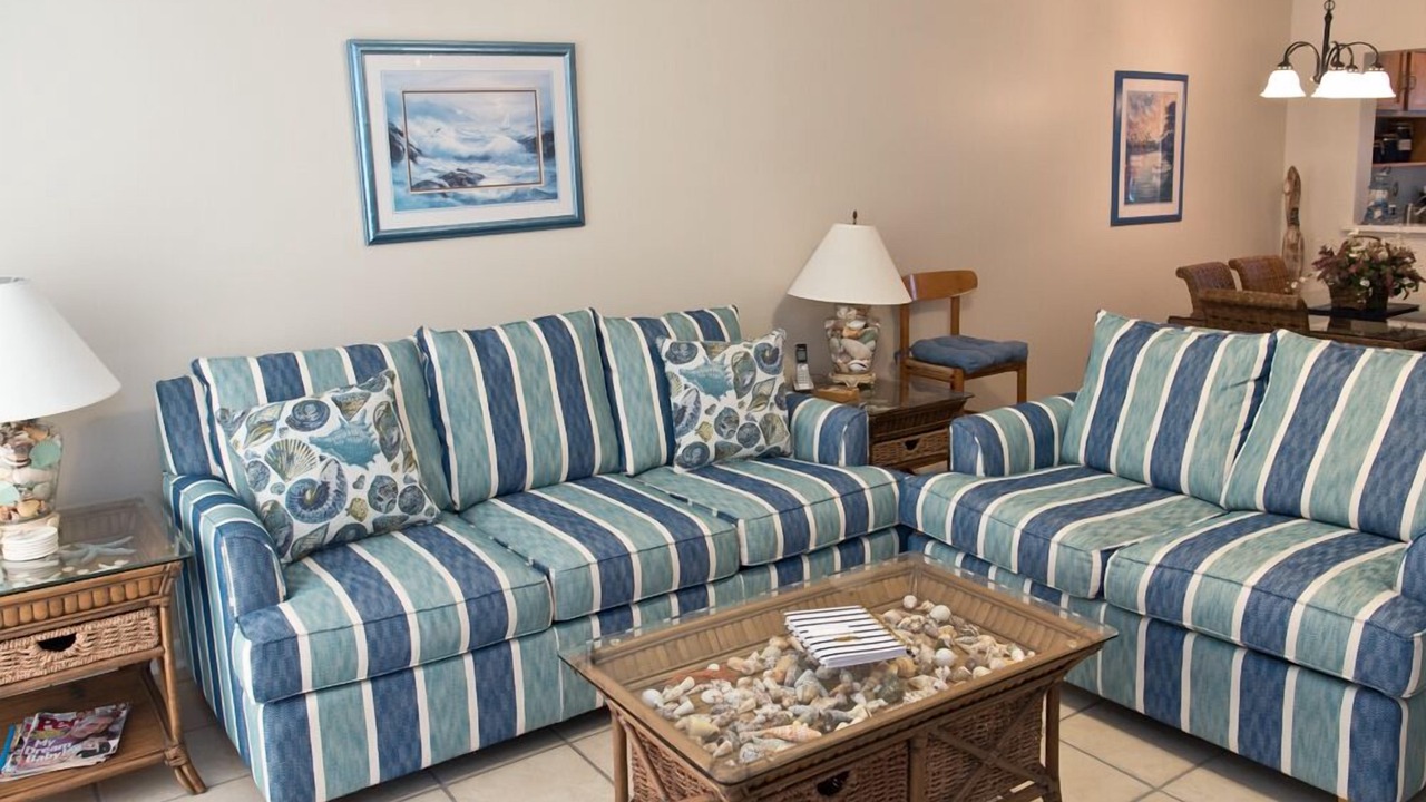 Photo of Livingroom in Crescent Beach