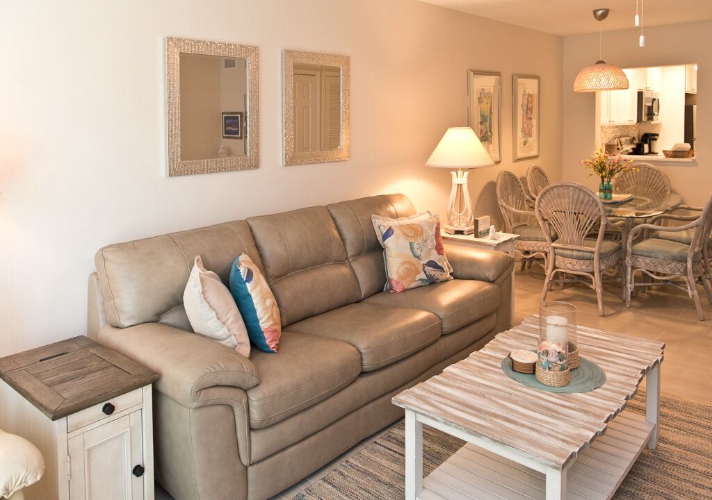 Photo of Livingroom in Crescent Beach