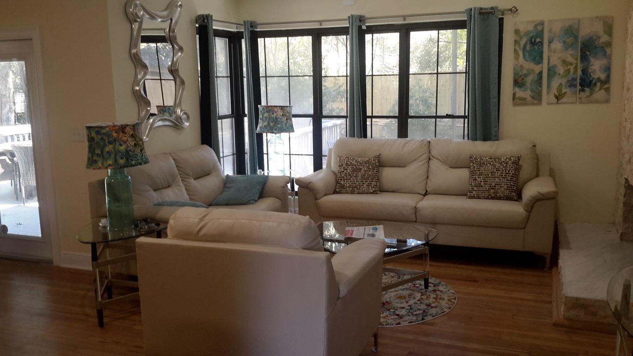 Photo of Livingroom in Tallahassee