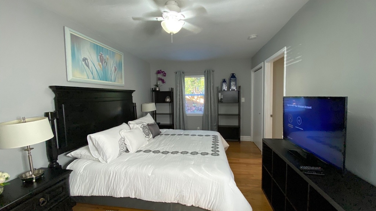 Photo of Bedroom in Ballast Point