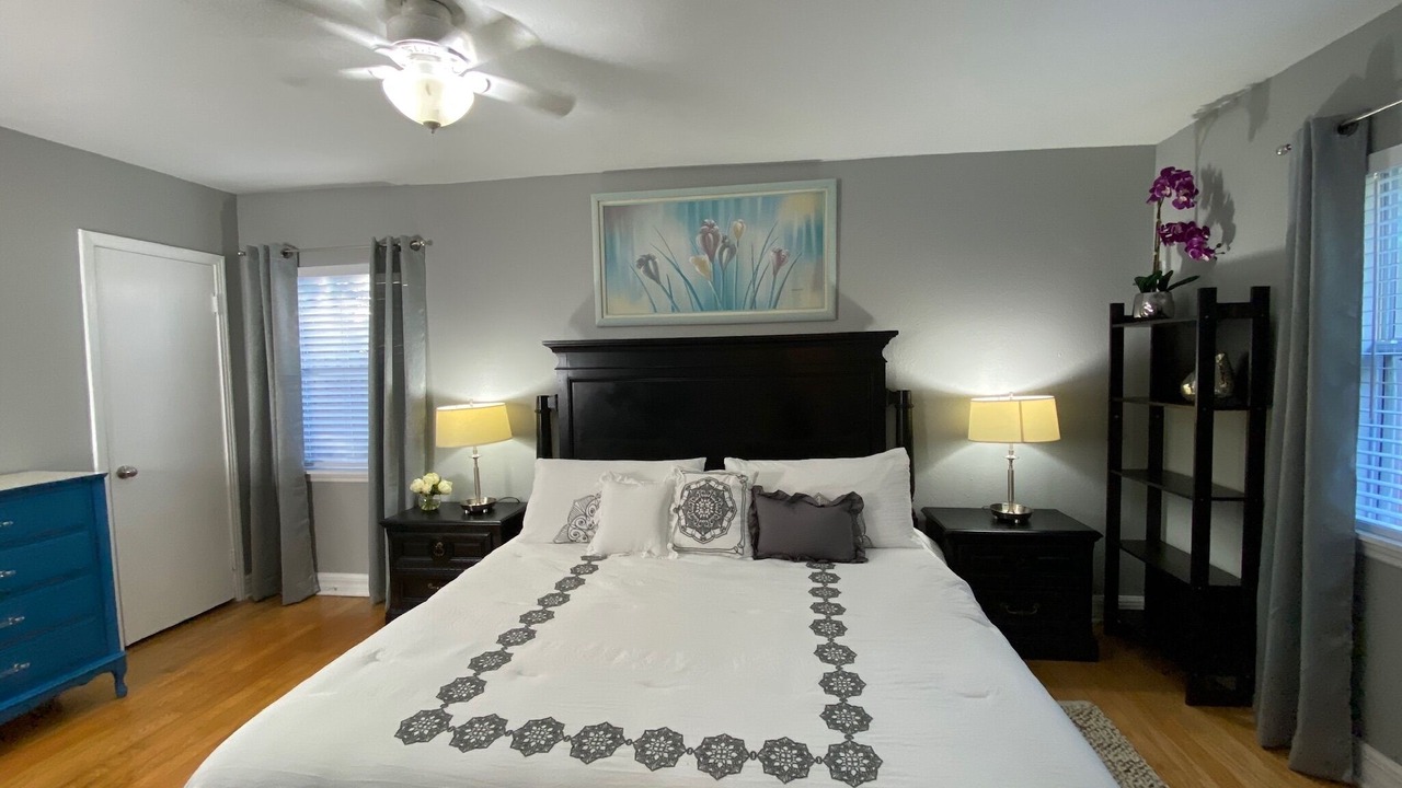 Photo of Bedroom in Ballast Point